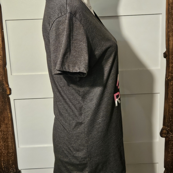 Reebok Women's Grey Short Sleeve T-Shirt - Picture 2 of 7